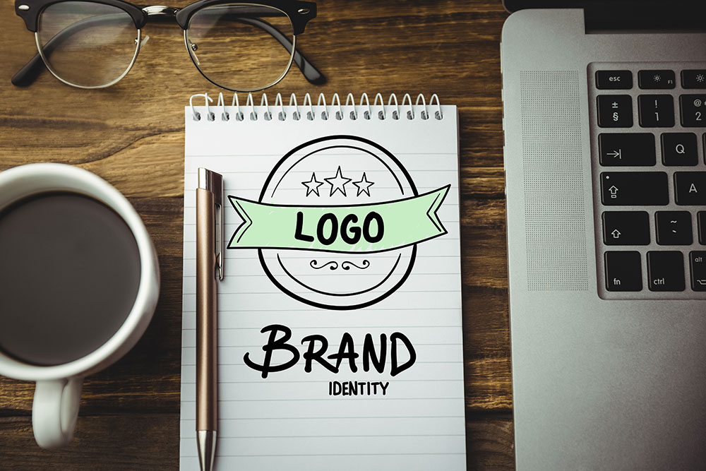 Logo & Branding